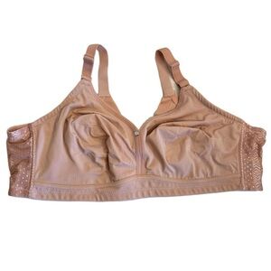 44C Breezies Bra Nude Rose Color Seamless Wirefree Support Comfort